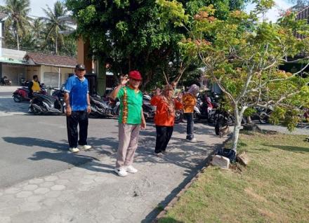Kegiatan Senam bersama Forkompimkap Sanden